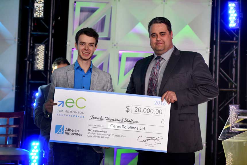 Ceres Solutions receiving the 2016 TEC VenturePrize student business plan award